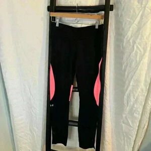 NWT Under Armour conoression cold gear leggings size medium
